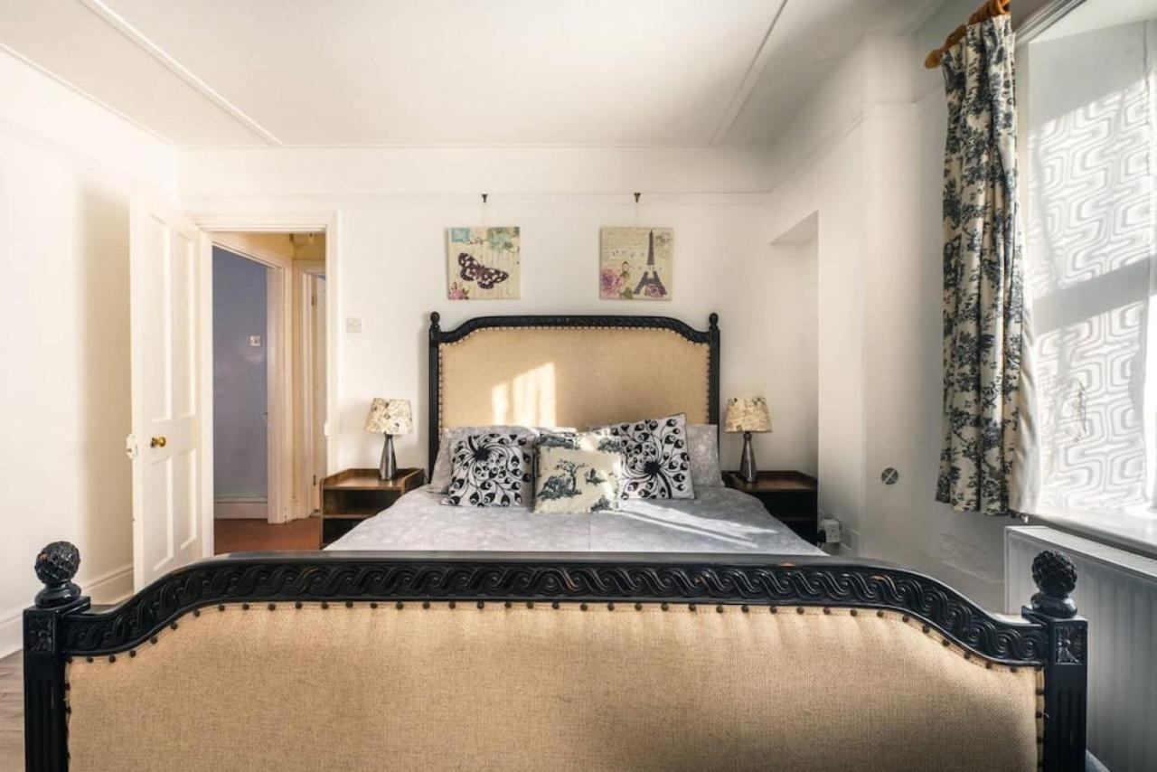 Cosy Welsh Cottage In St Davids Centre With Garden Esterno foto