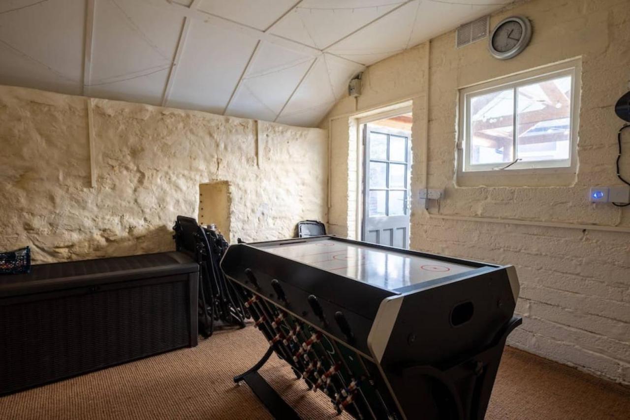 Cosy Welsh Cottage In St Davids Centre With Garden Esterno foto